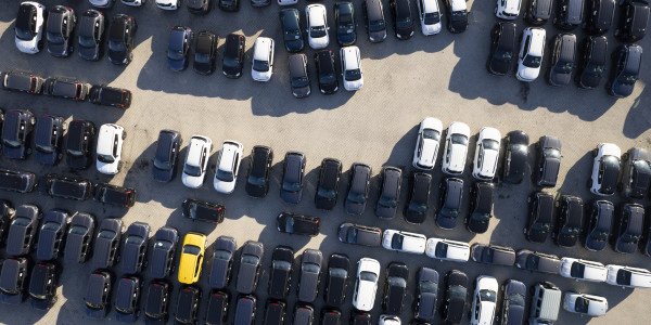 Renting Flotas Vehículos Industriales Fuente el Saz de Jarama · Logística de Entrega de Vehículos